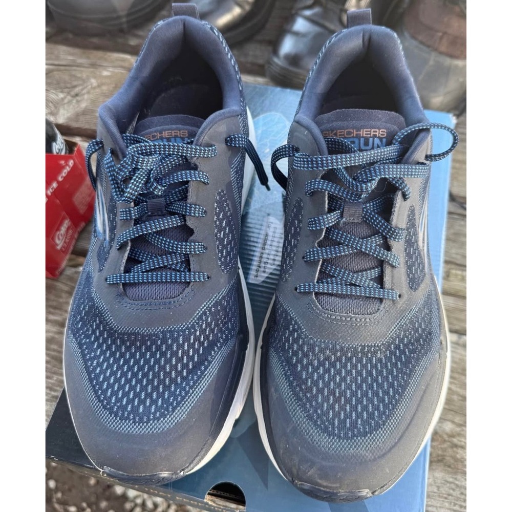 Running Shoes